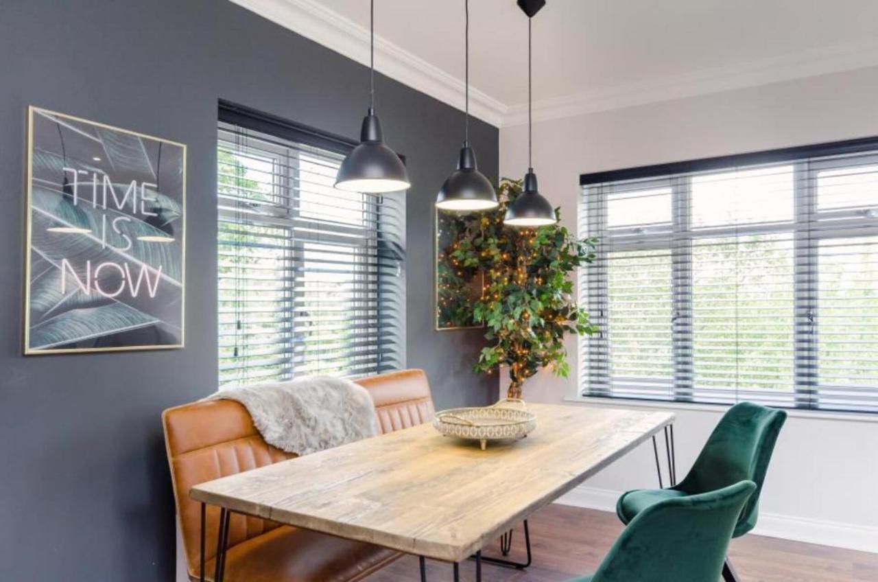 Time Is Now! Beautiful Apartment In York Bagian luar foto