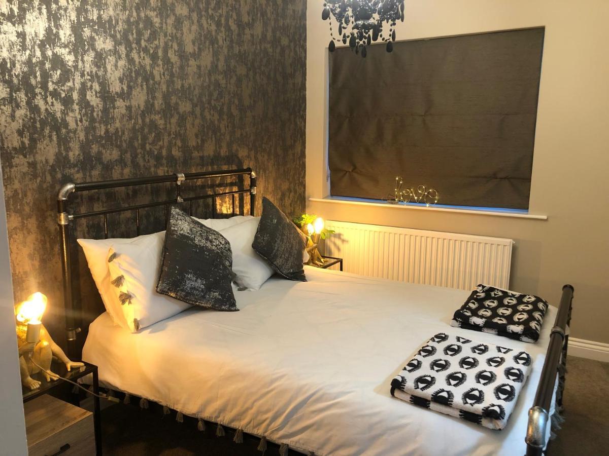 Time Is Now! Beautiful Apartment In York Bagian luar foto