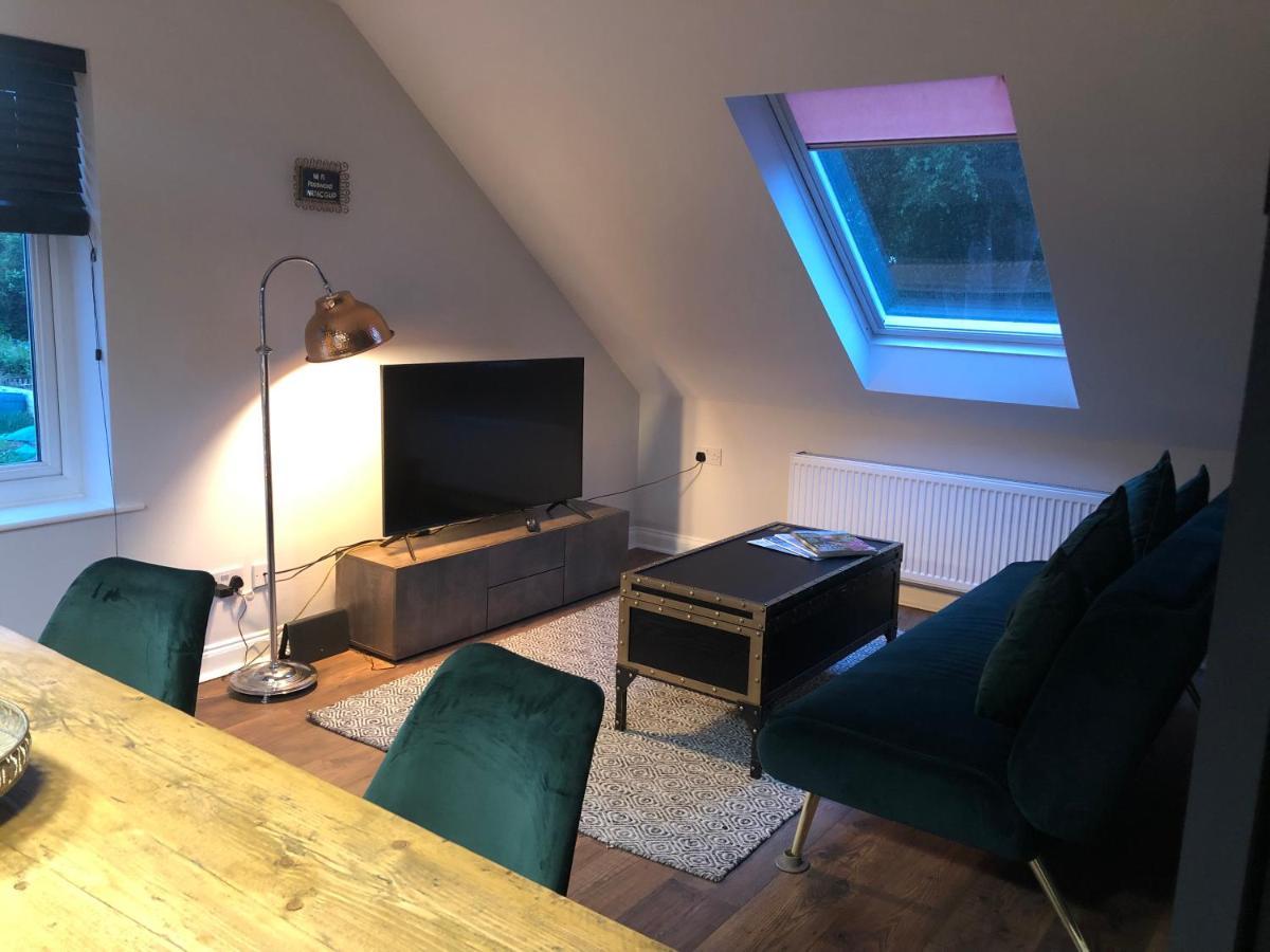 Time Is Now! Beautiful Apartment In York Bagian luar foto